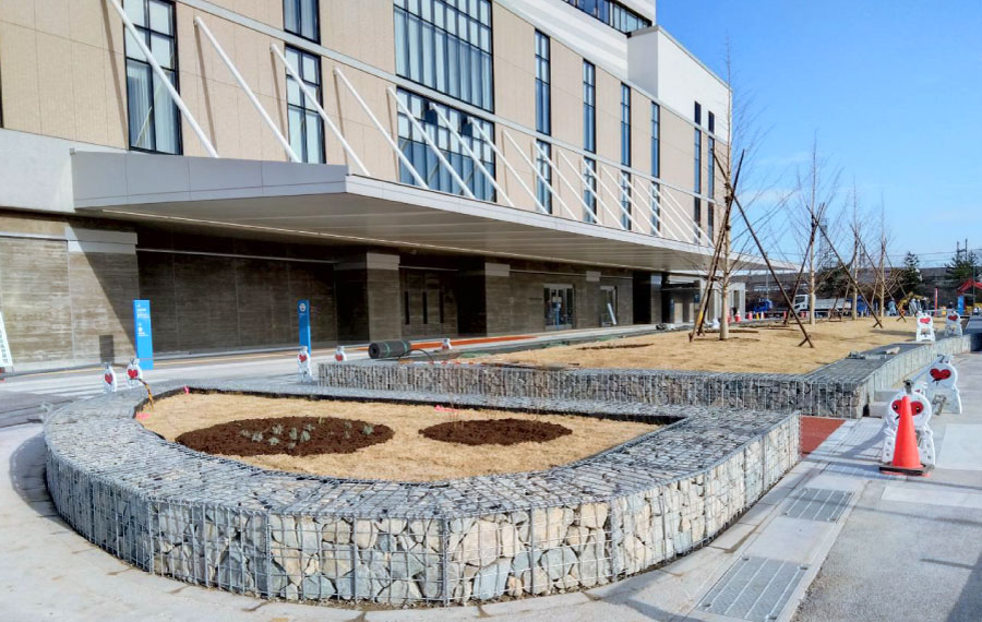 由谷石（よしたんいし）　採石場　富山県朝日町大平　糸魚川市　デイサイト　Dacite　安山岩